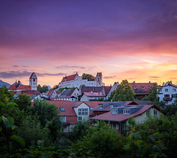 Der Quaglioblick in seiner romantischsten Form: Panoramablick auf die Füssener Altstadt im Abendrot Der Quaglioblick in seiner romantischsten Form: Panoramablick auf die Füssener Altstadt im Abendrot